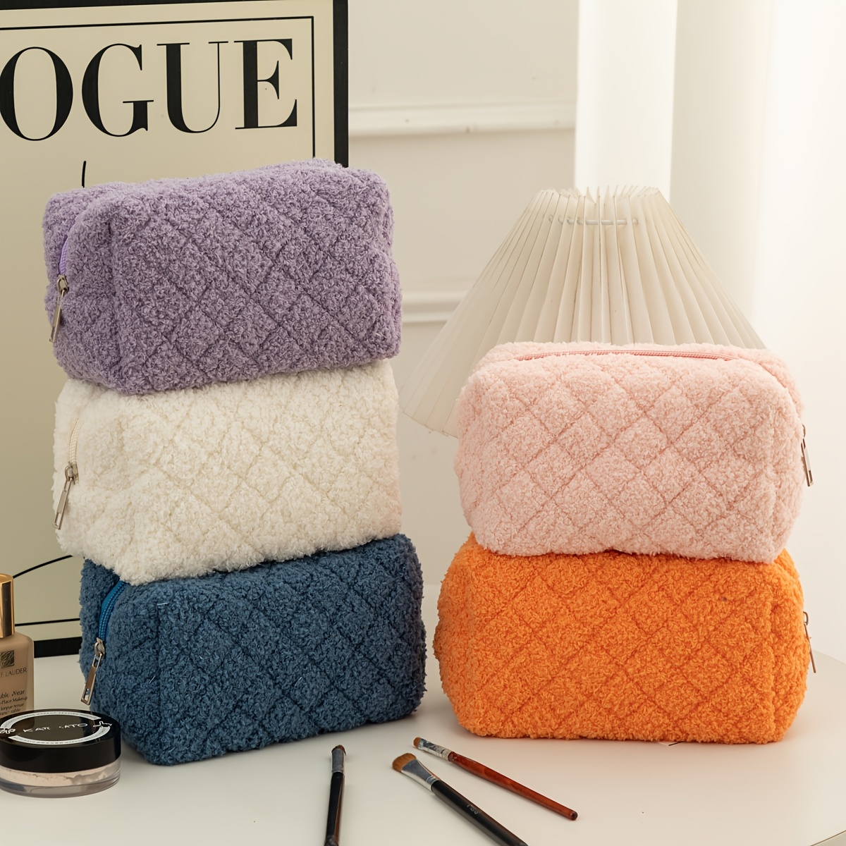 1 Pluche make-up tas |     Cos - Japanese Home Bathroom Design recensie en prijs